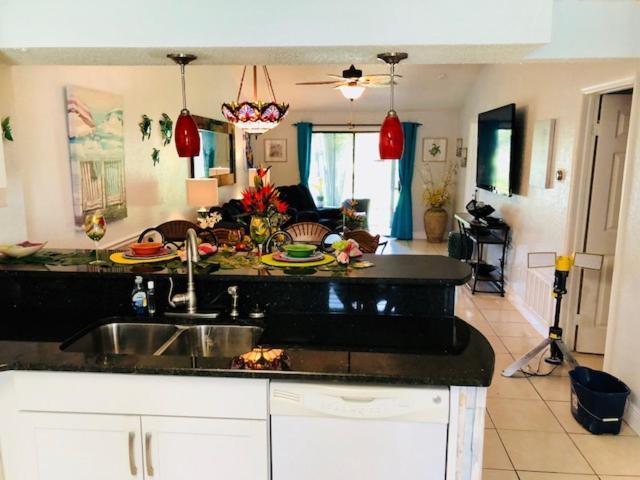 2 Bedroom , 2 Bath , Villa Oldsmar Exterior photo
