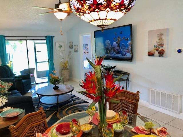2 Bedroom , 2 Bath , Villa Oldsmar Exterior photo